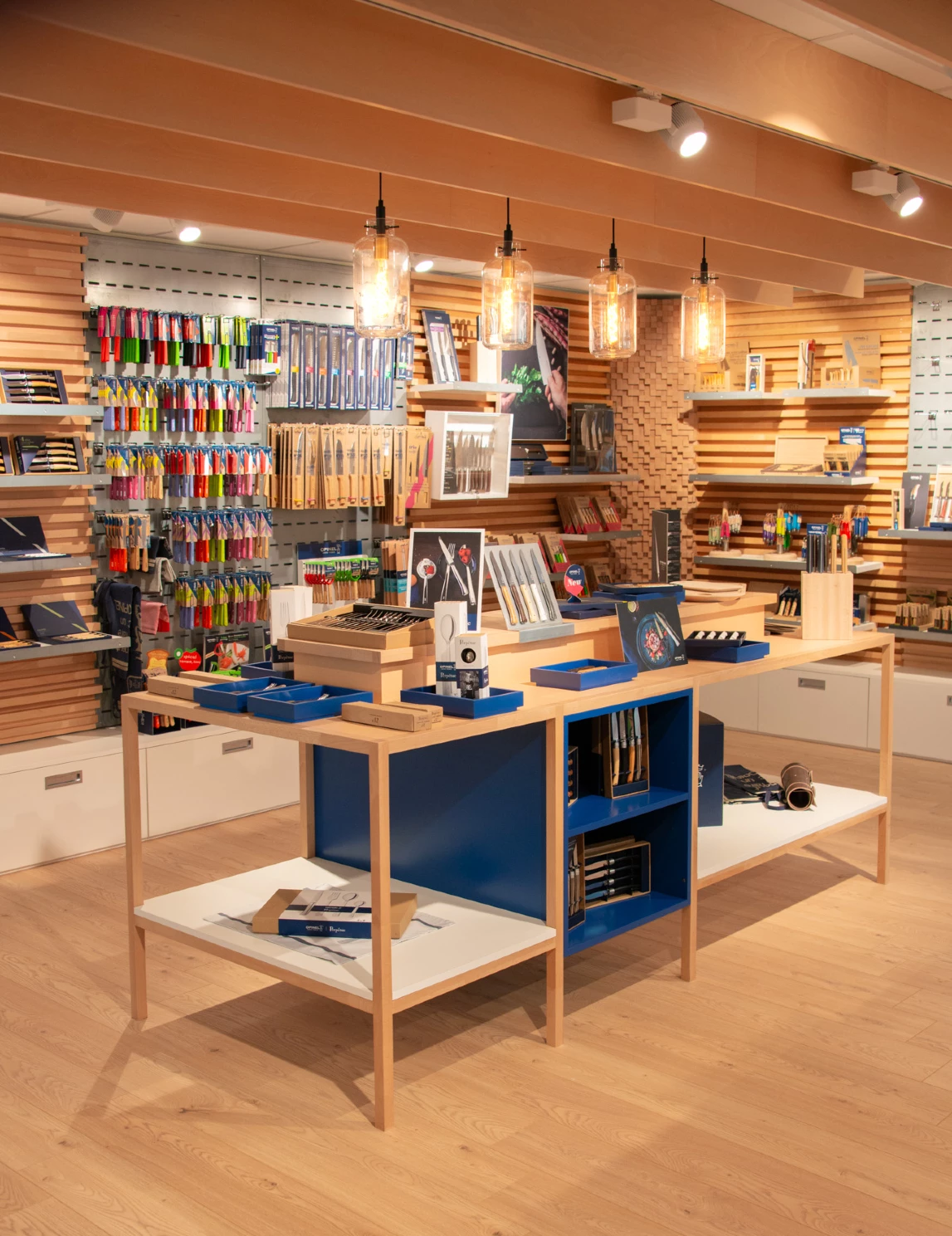 Showroom Opinel
